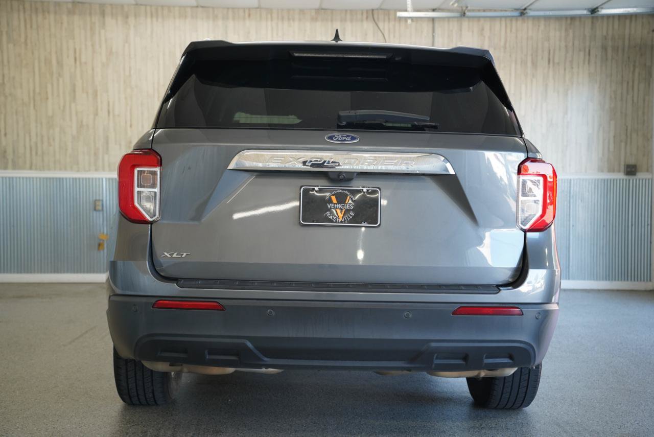 Used 2022 Ford Explorer XLT RWD image 9