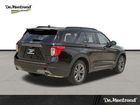 Used 2023 Ford Explorer XLT w/ Equipment Group 202A RWD image 5