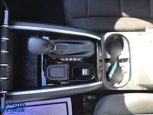 Used 2025 Chevrolet Colorado LT w/ Advanced Trailering Package image 37