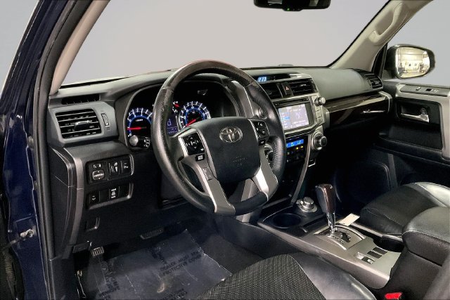 Used 2014 Toyota 4Runner Limited w/ Convenience Package AWD/4WD image 14