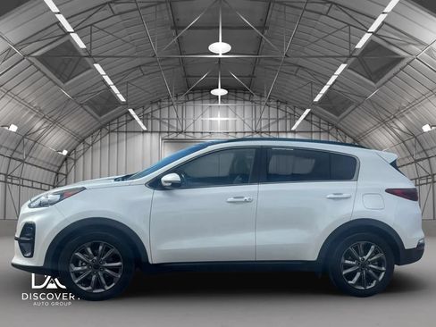 Used 2022 Kia Sportage Nightfall Edition w/ Nightfall Fwd Premium Package image 2