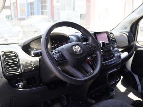 Used 2023 RAM ProMaster 2500 FWD image 2