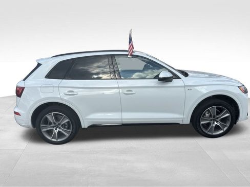 Used 2025 Audi Q5 2.0T Premium image 24