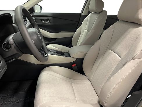 New 2025 Honda Accord SE image 12