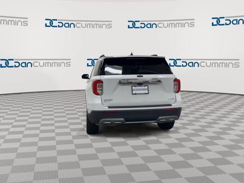 Used 2023 Ford Explorer XLT w/ Equipment Group 202A AWD/4WD image 7