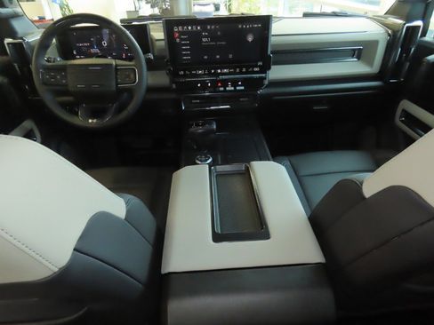 Used 2026 GMC Hummer EV SUV w/ LPO, Dark Essentials Package AWD/4WD image 20