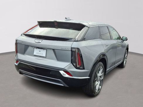 New 2026 Cadillac Optiq Luxury 1 image 4