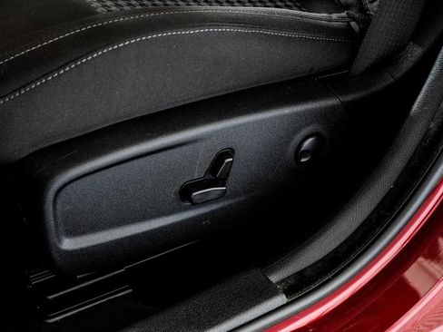 Used 2023 Dodge Charger R/T w/ Blacktop Package image 29