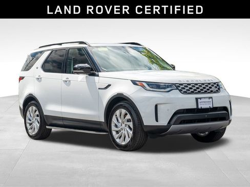 Certified 2024 Land Rover Discovery S image 3