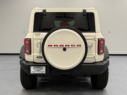 Used 2026 Ford Bronco Outer Banks w/ Sasquatch Package AWD/4WD image 10