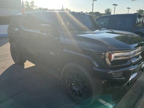 Used 2025 GMC Hummer EV 3X AWD/4WD image 2