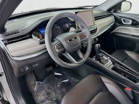 Certified 2024 Jeep Compass Limited image 16