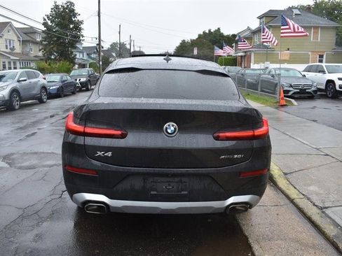 Used 2024 BMW X4 xDrive30i image 7
