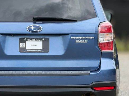 Used 2016 Subaru Forester 2.5i Premium w/ All-Weather Package AWD/4WD image 14