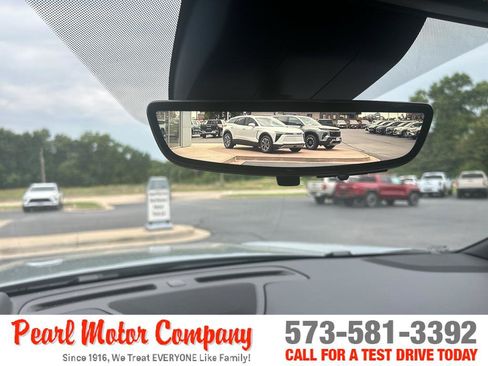 Certified 2023 Chevrolet Tahoe High Country AWD/4WD image 16