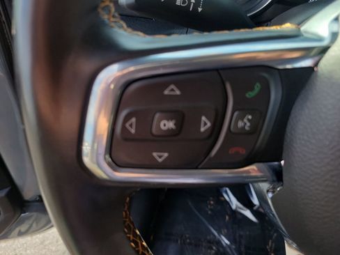 Used 2022 Jeep Gladiator Overland image 27