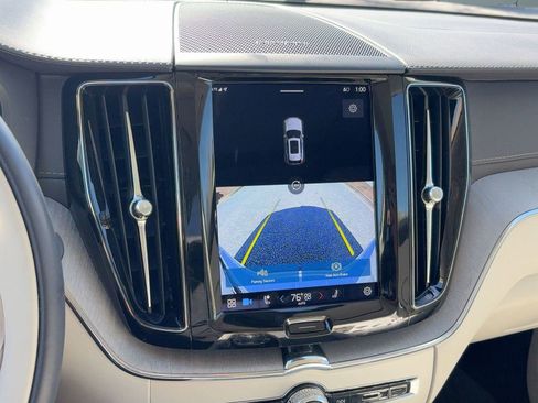 Certified 2023 Volvo XC60 T8 Ultimate w/ Climate Package image 23