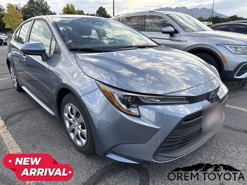 Used 2026 Toyota Corolla LE FWD image 11