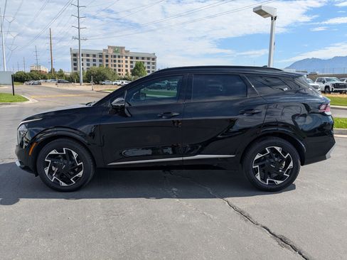 Certified 2024 Kia Sportage SX AWD/4WD image 2