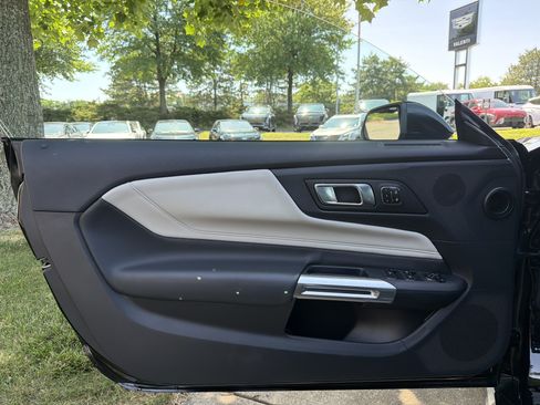 Used 2024 Ford Mustang GT Premium RWD image 21