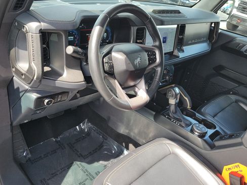Used 2025 Ford Bronco Badlands AWD/4WD image 20