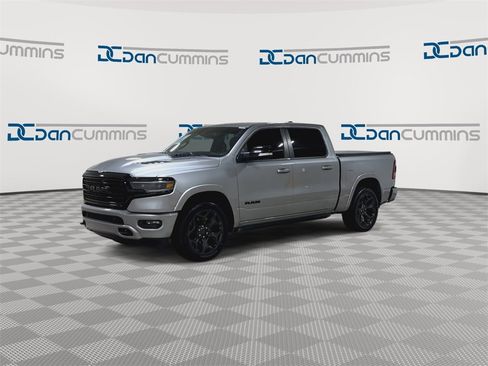 Used 2021 RAM 1500 Limited w/ Night Edition image 4
