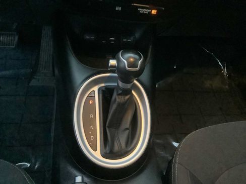 Used 2016 Kia Soul FWD image 18