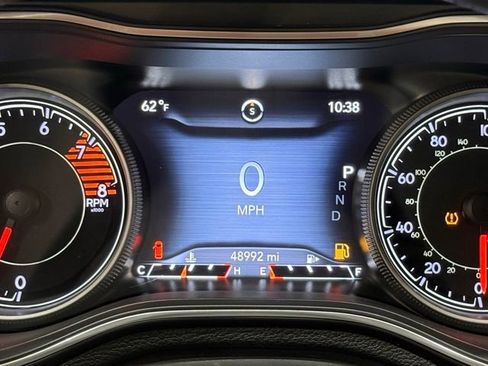 Used 2019 Jeep Cherokee Overland w/ Technology Group image 36