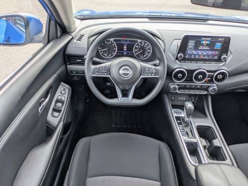 Used 2025 Nissan Sentra SV FWD image 28