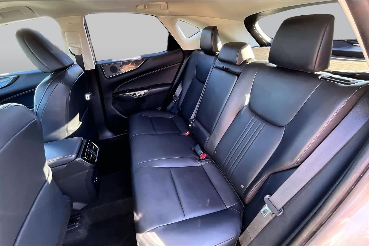 Certified 2024 Lexus NX 250 FWD image 18