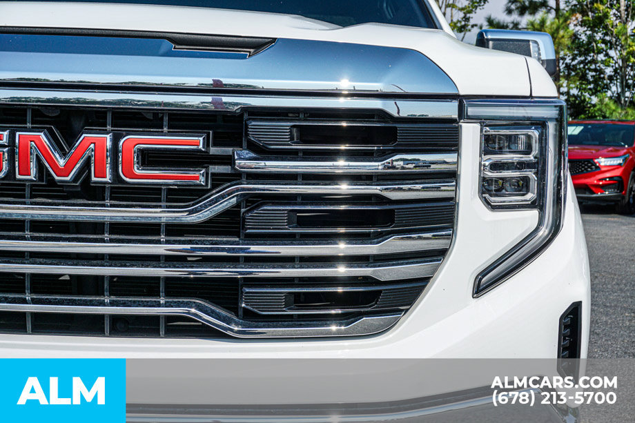 Used 2025 GMC Sierra 1500 SLT RWD image 11