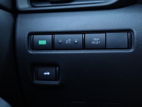 New 2025 Nissan Sentra S image 19