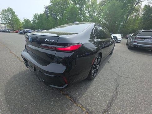 Certified 2025 BMW 750e xDrive image 15