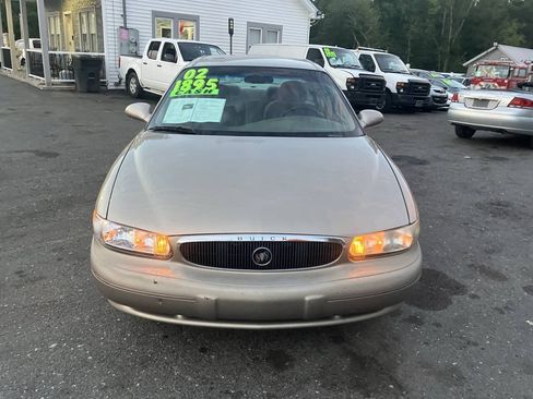 Used 2002 Buick Century Custom w/ Special Edition Pkg FWD image 4