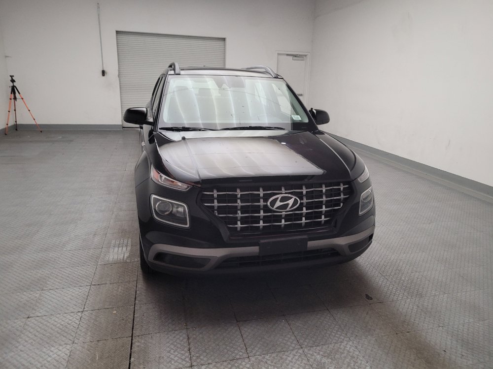 Used 2020 Hyundai Venue SEL w/ Convenience Package FWD image 14