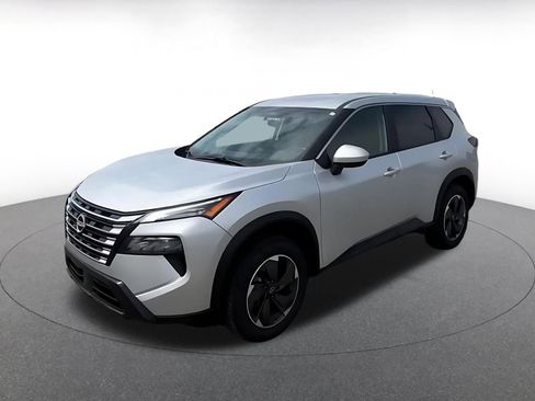 Used 2025 Nissan Rogue SV AWD/4WD image 7