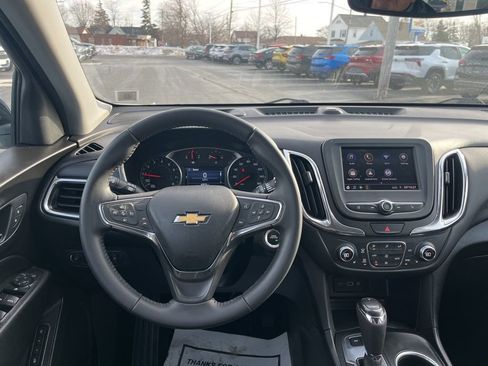 Certified 2020 Chevrolet Equinox LT w/ Sport Edition image 17