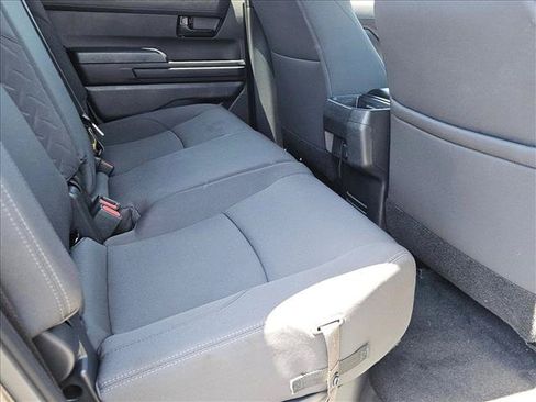 Certified 2025 Toyota Tacoma SR5 AWD/4WD image 25