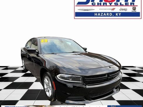 Used 2023 Dodge Charger SXT image 1