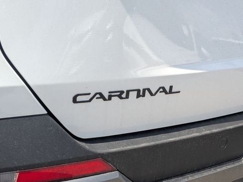 New 2026 Kia Carnival SX Prestige FWD image 13