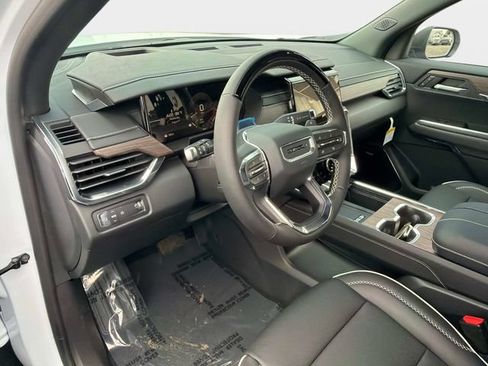 New 2026 GMC Acadia Denali w/ Super Cruise Package FWD image 21