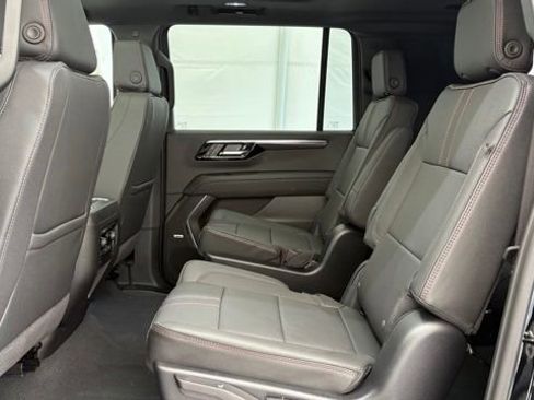 New 2026 Chevrolet Suburban RST w/ RST Capability Package AWD/4WD image 20