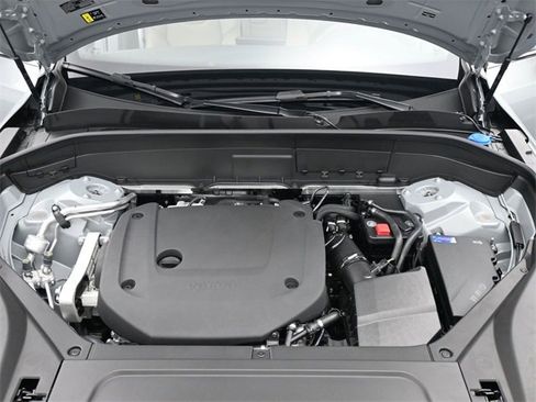 New 2026 Volvo XC90 B6 Plus w/ Protection Package Premier image 9