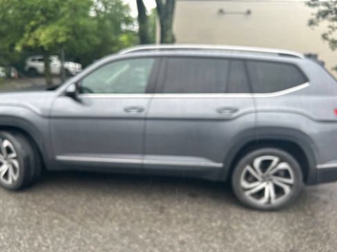 Used 2022 Volkswagen Atlas SEL AWD/4WD image 11