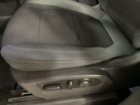 Used 2020 GMC Sierra 1500 Elevation w/ Elevation Value Package image 11