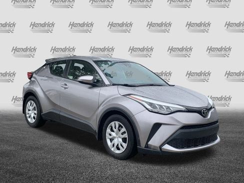 Used 2020 Toyota C-HR LE image 2
