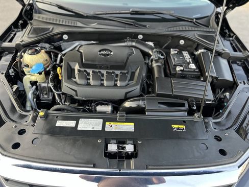 Used 2022 Volkswagen Passat 2.0T SE image 18