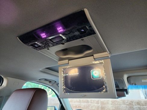 Used 2019 Chevrolet Tahoe Premier w/ Premier Plus Edition image 79