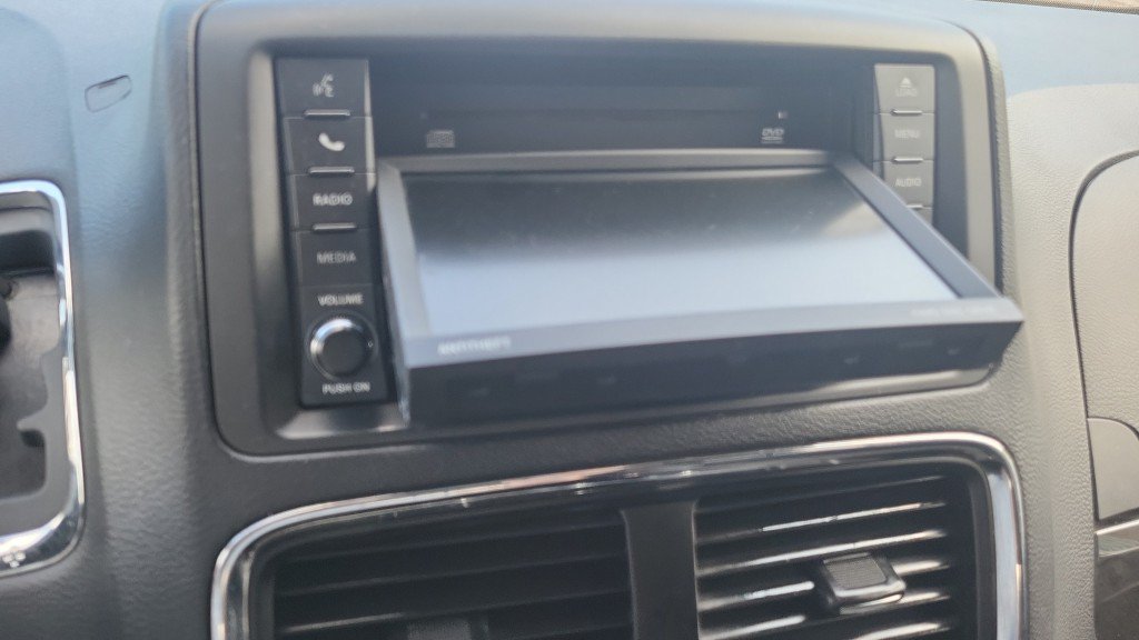 Used 2019 Dodge Grand Caravan SE FWD image 25