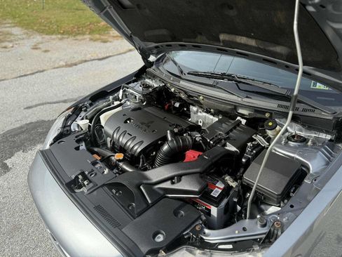 Used 2013 Mitsubishi Lancer ES image 11